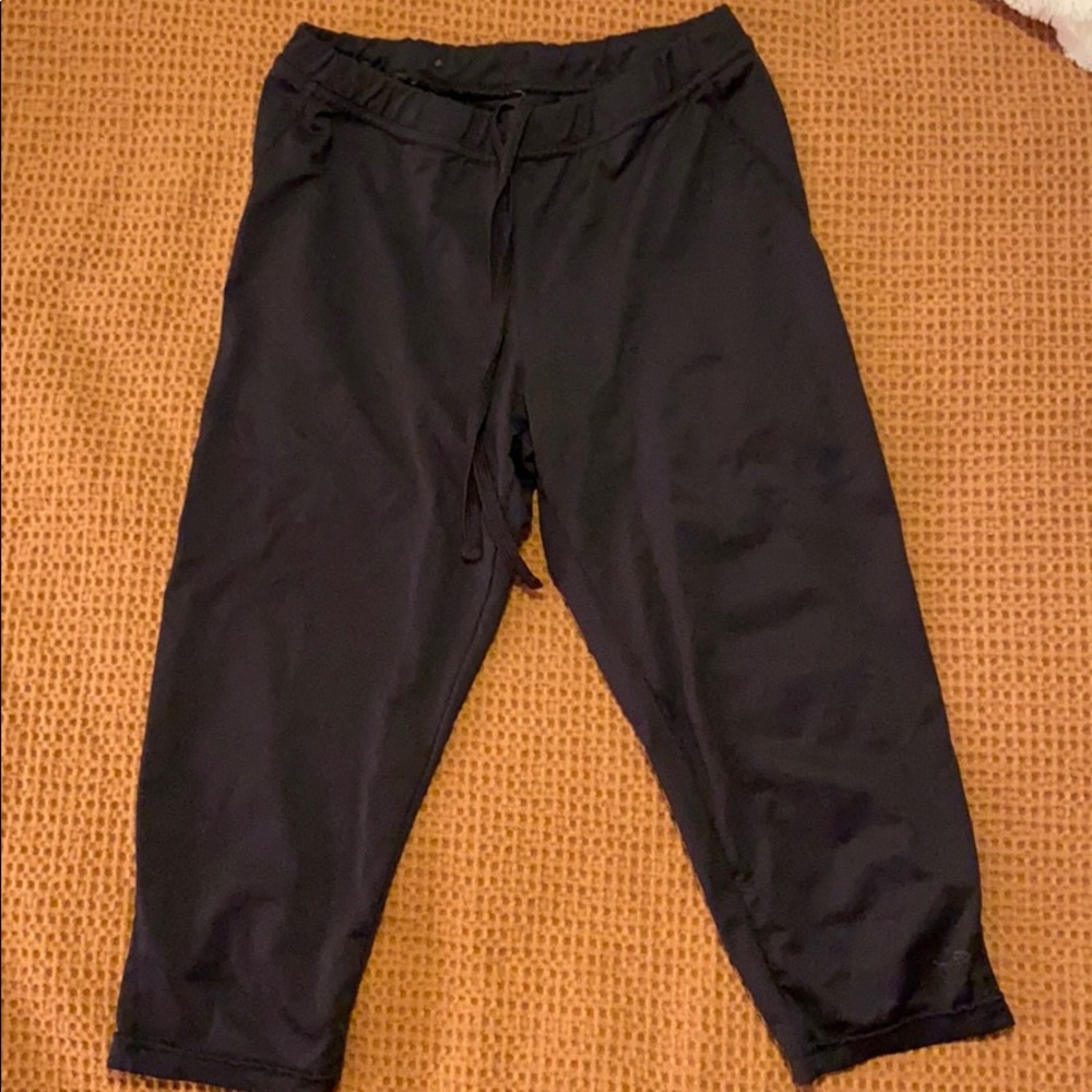 Capri workout leggings